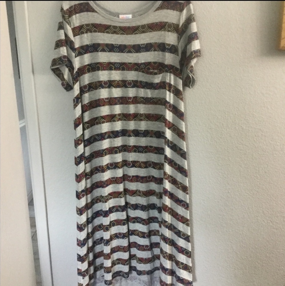 Lularoe Carly